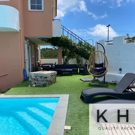 Aliki With Infinity Pool At Village