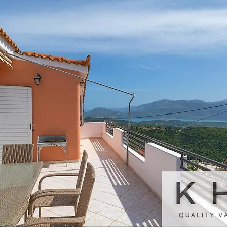 Villa Aliki With Infinity Pool At Village *