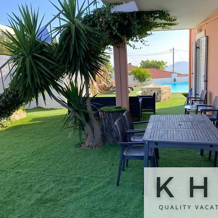 Villa Aliki With Infinity Pool At Village *